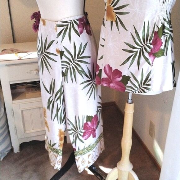 Ku De Ta Two Piece Set - Picture 11 of 11